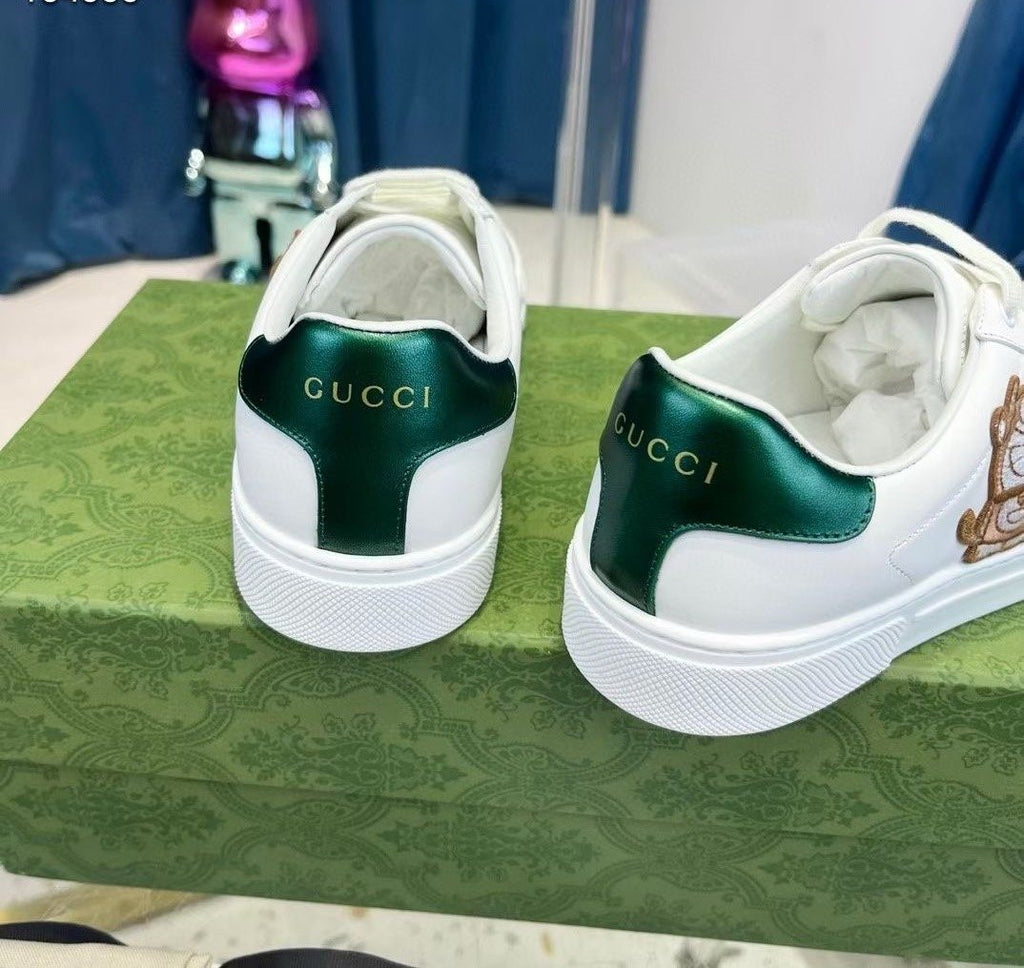 Gucci Green and Red Stripe Low-Top Sneakers — back